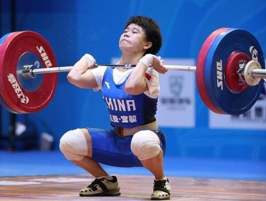  卡昂老帅运筹帷幄，临场换人收到奇效